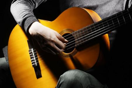 吉他教学——初学者在学习民谣吉他时的误区
